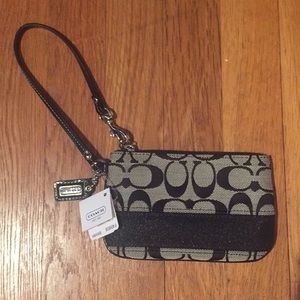 NWT Coach Wristlet